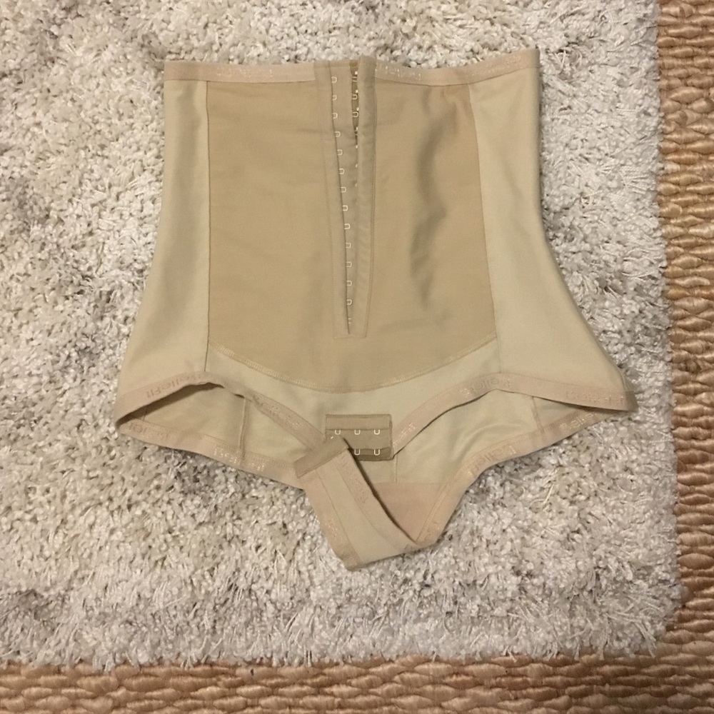 Like New XL Bellefit Corset